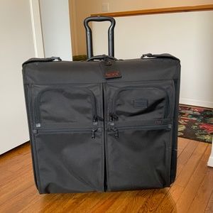 TUMI rolling garment bag - PRISTINE